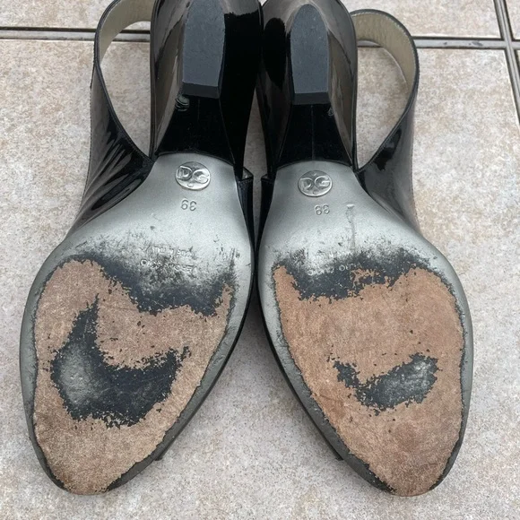Dolce & Gabbana Black Patent Leather shoes